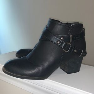 Hot tomato black leather booties